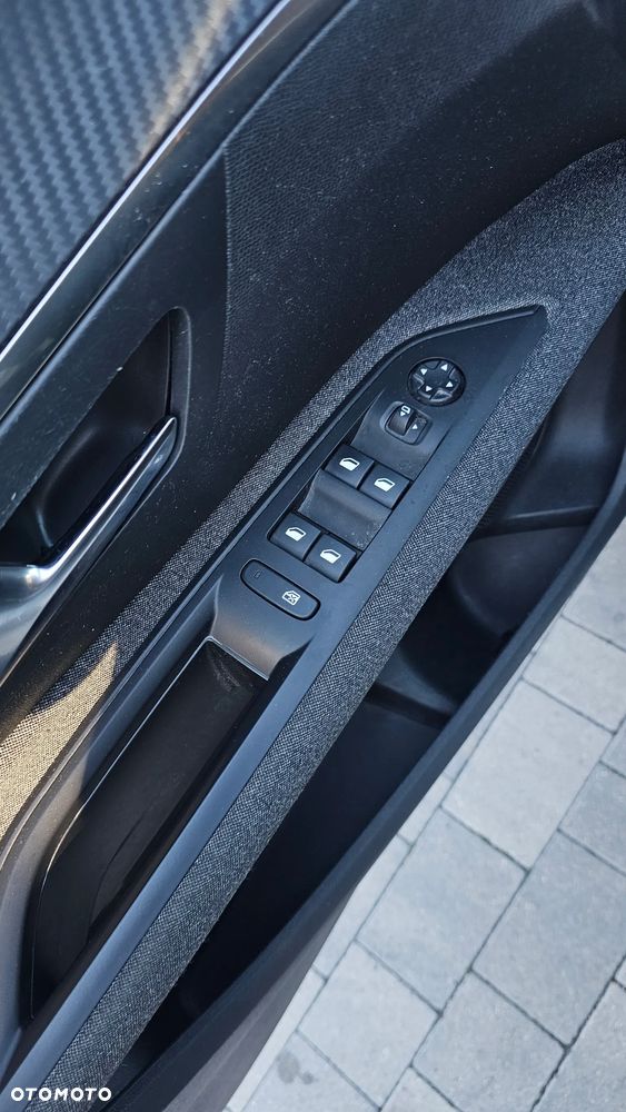 Peugeot 5008 - 18