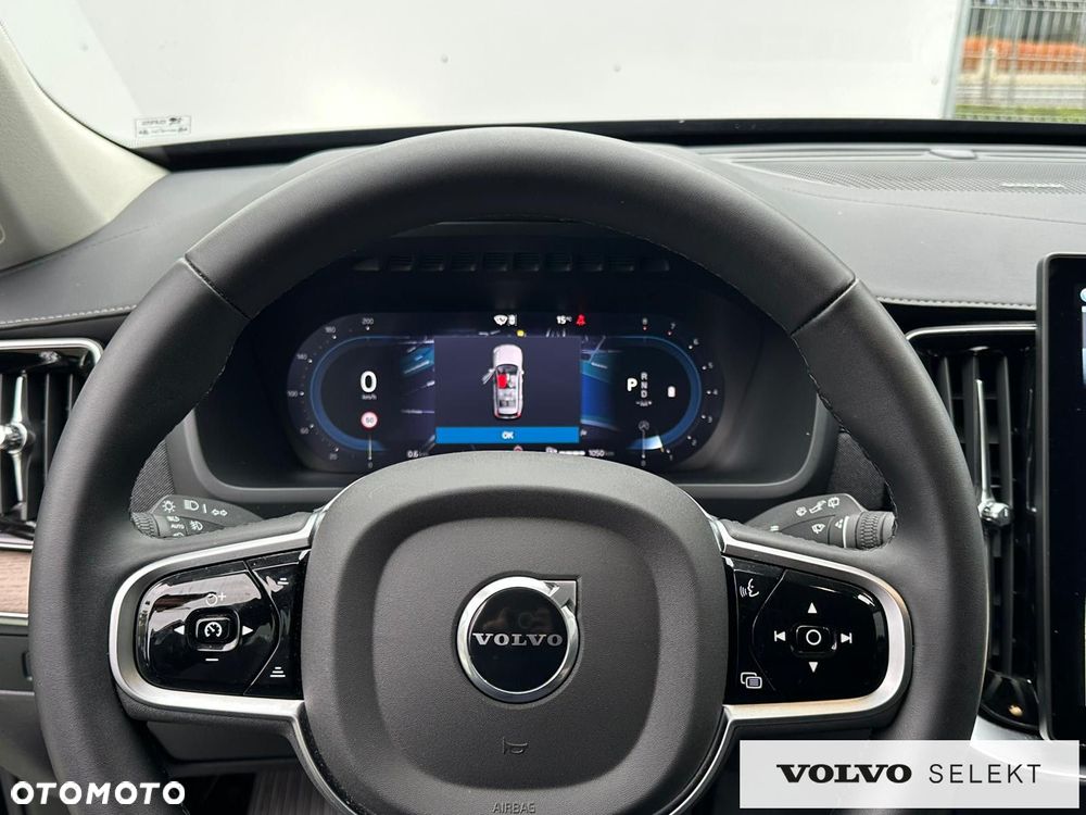 Volvo XC 90 - 23
