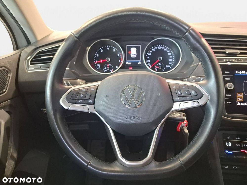 Volkswagen Tiguan - 20