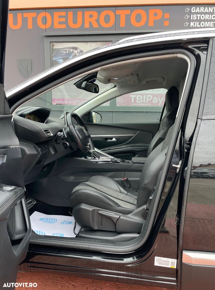 Peugeot 3008 1.2 PureTech 130 EAT8 GT - 25