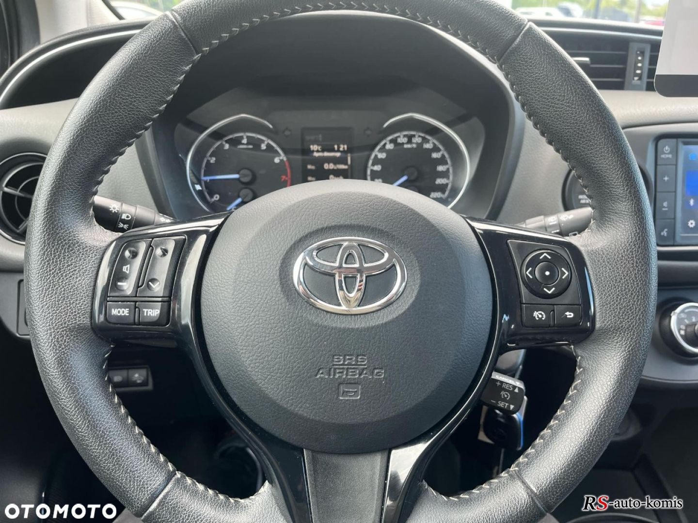 Toyota Yaris - 15