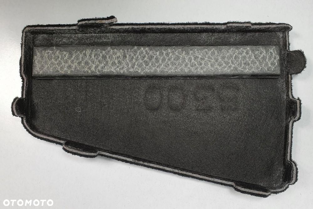 OSŁONA ZAŚLEPKA BAGAŻNIKA MERCEDES W213 - 2