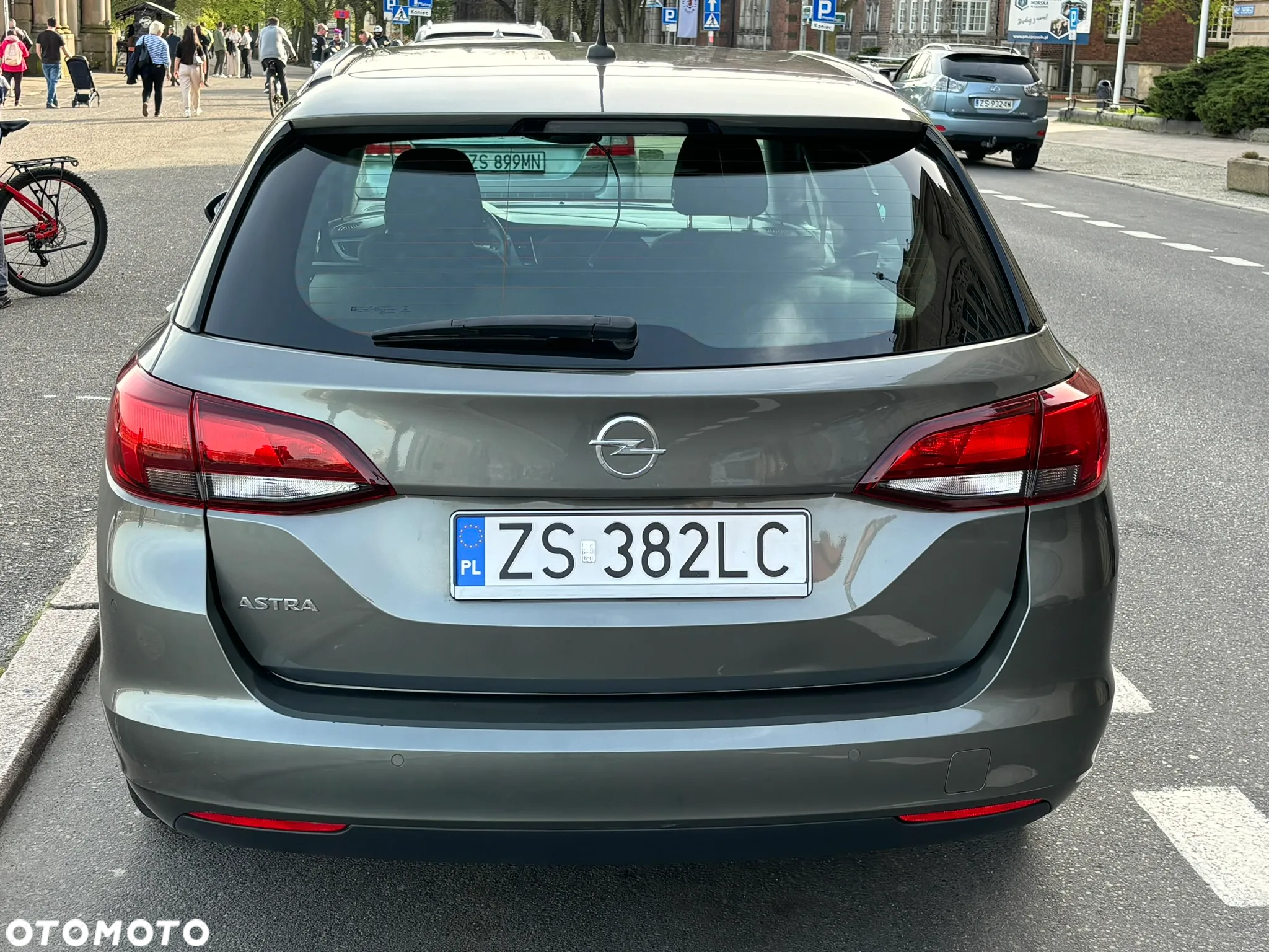 Opel Astra V 1.4 T Enjoy S&S - 4