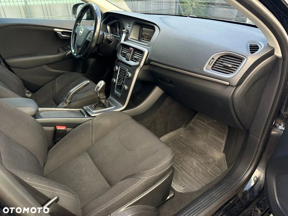 Volvo V40 D3 - 8