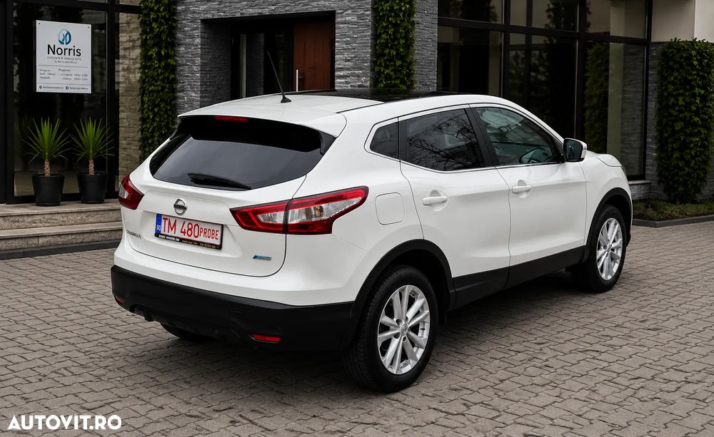 Nissan Qashqai 1.5 dCi DPF 360 - 4
