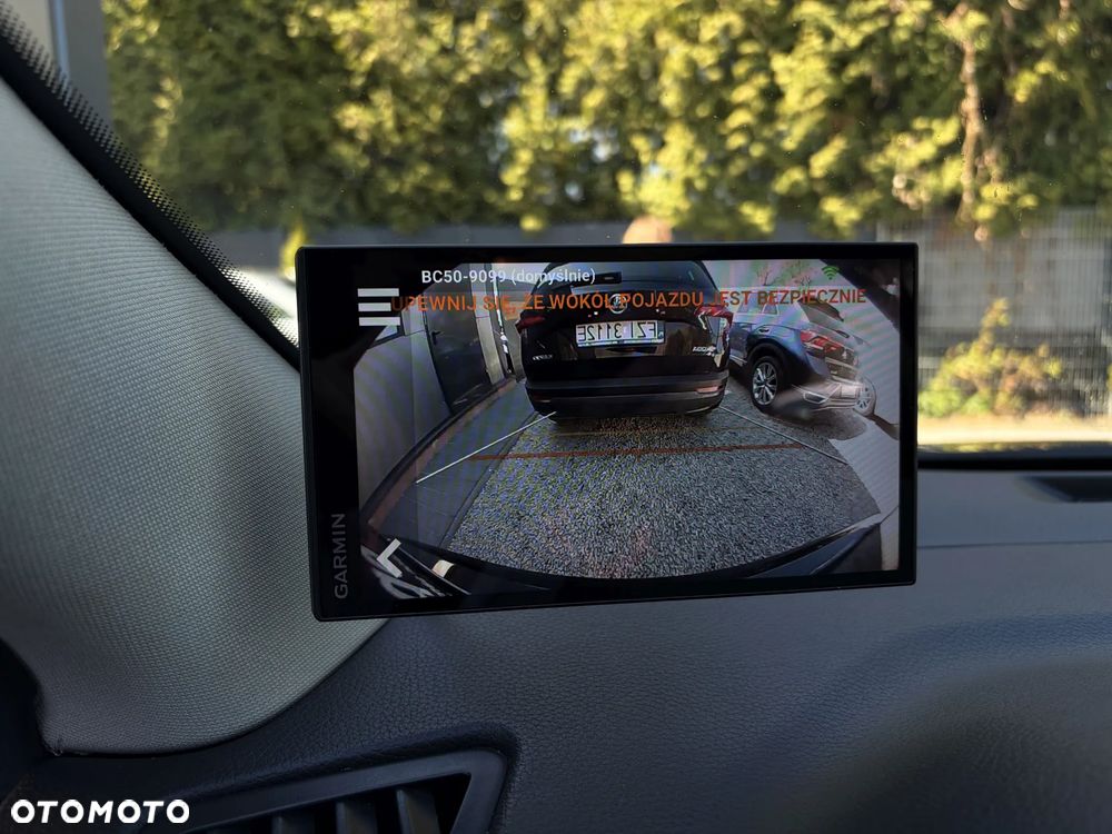 Nissan Qashqai 1.6 DCi N-Connecta Xtronic - 27