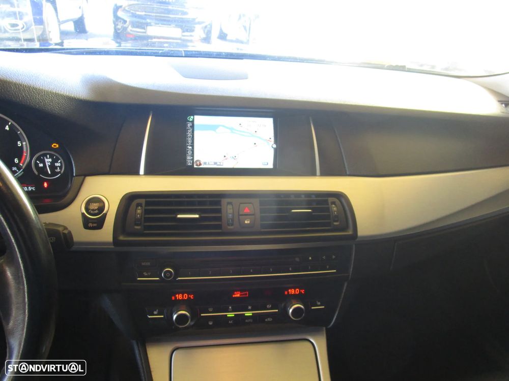 BMW 520 d Touring Aut. Luxury Line - 34