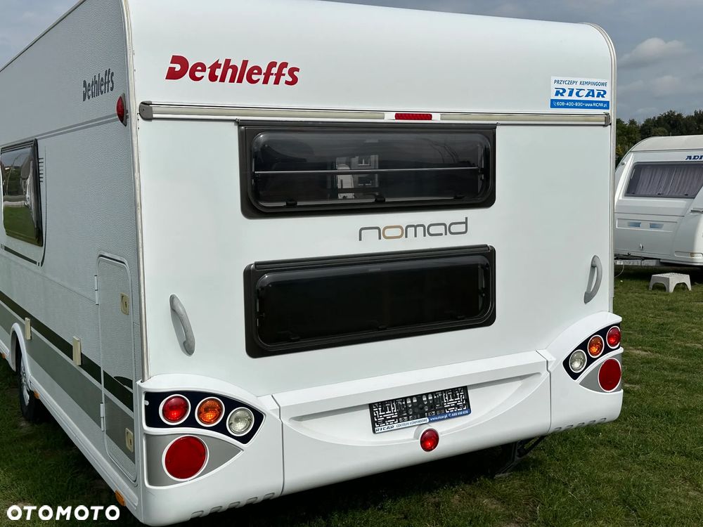 Dethleffs 550 NOMAD z przedsionkiem Isabella i łóżkami piętrowymi. - 4