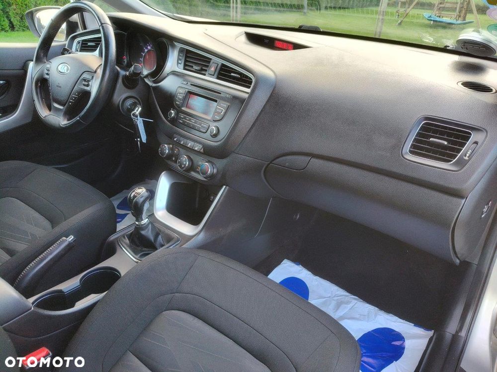 Kia Ceed 1.4 Smart Plus - 25