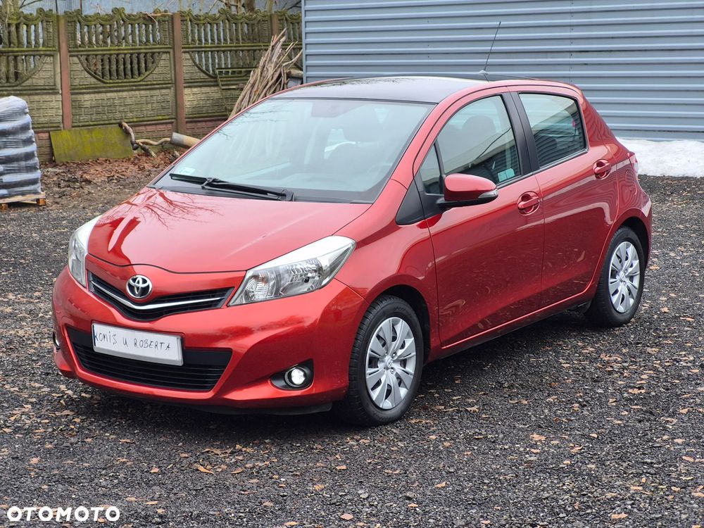 Toyota Yaris 1.33 Premium - 3