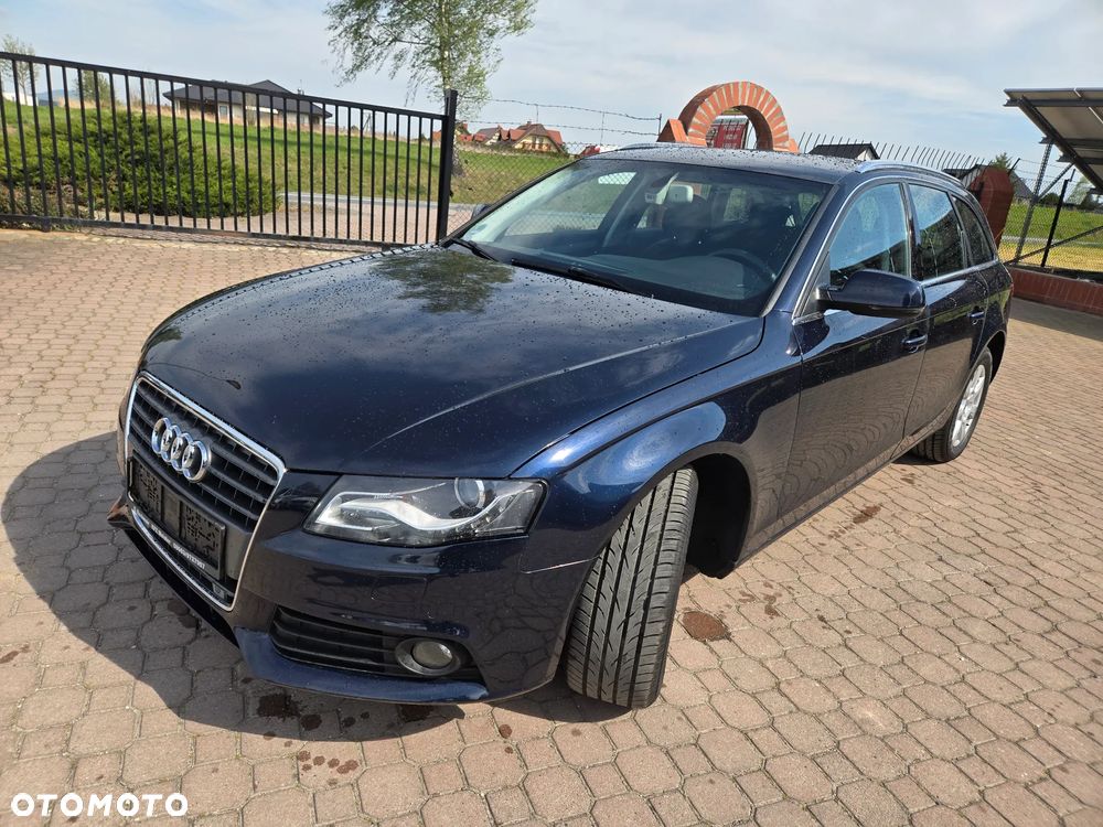 Audi A4 Avant 2.0 TDI DPF Attraction - 1