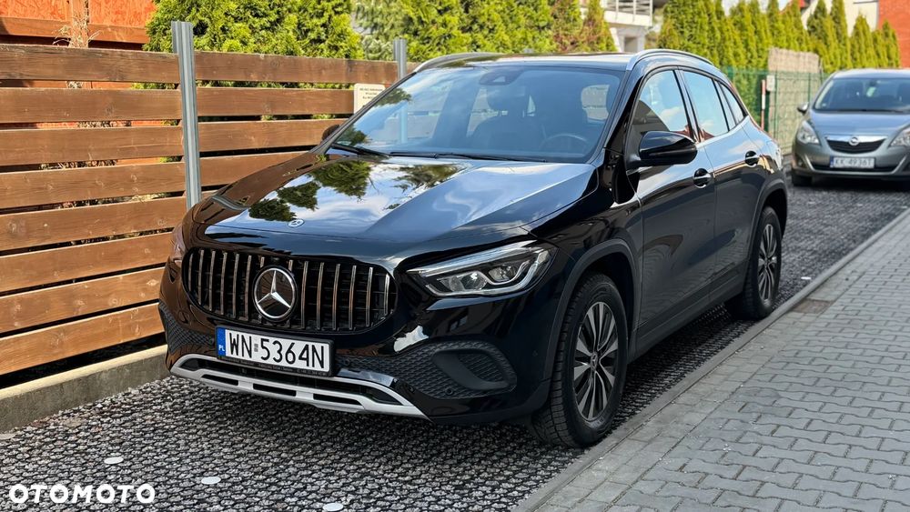 Mercedes-Benz GLA 200 Style - 1