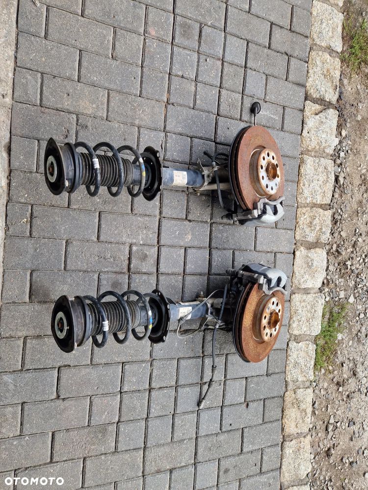 AMORTYZATORY MCPHERSON ZWROTNICA VW PASSAT B8 LIFT 2021r - 1
