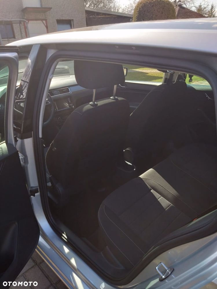 Skoda RAPID Spb 1.2 TSI Style - 8