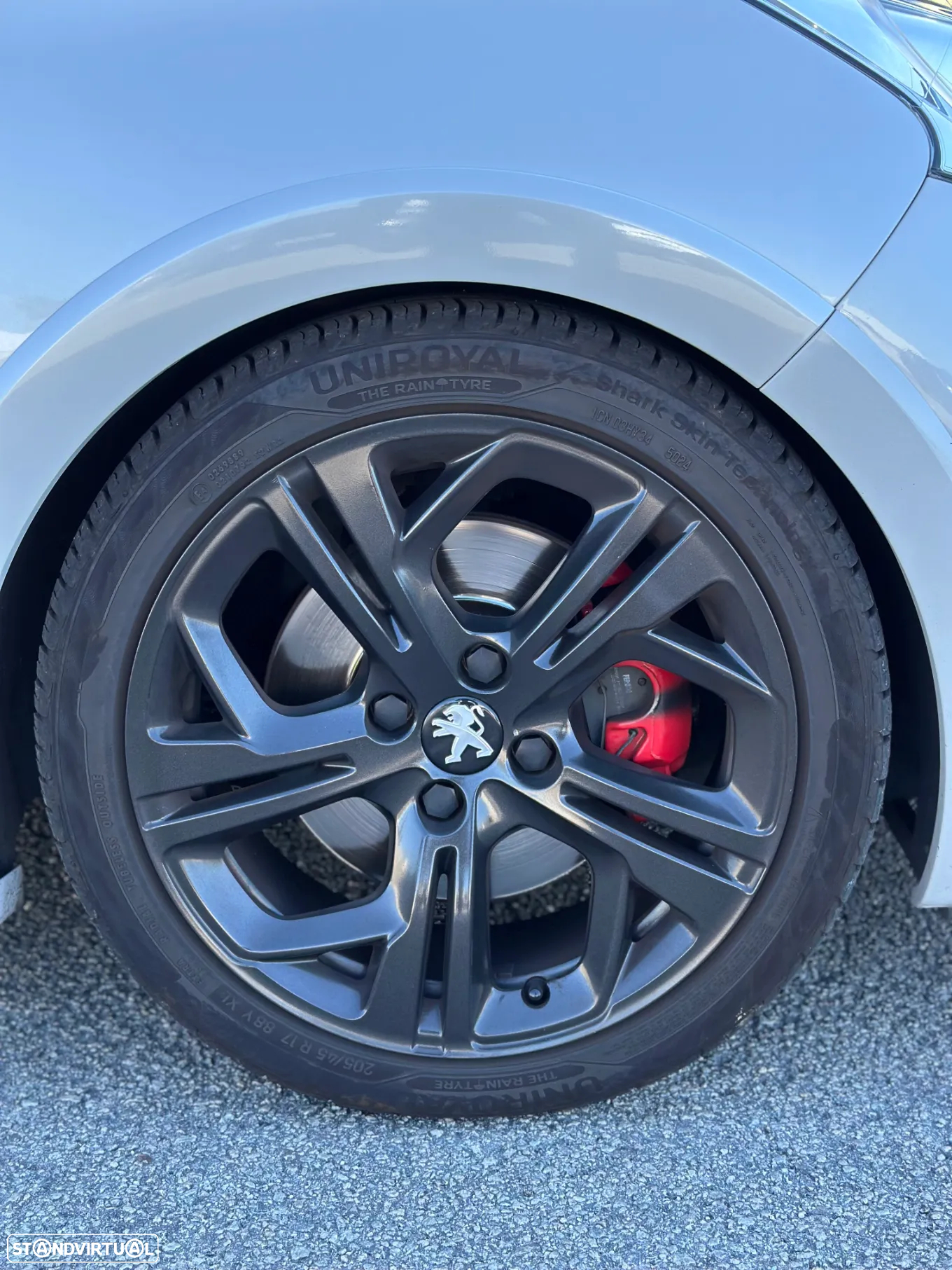 Peugeot 208 1.6 e-THP GTi - 10