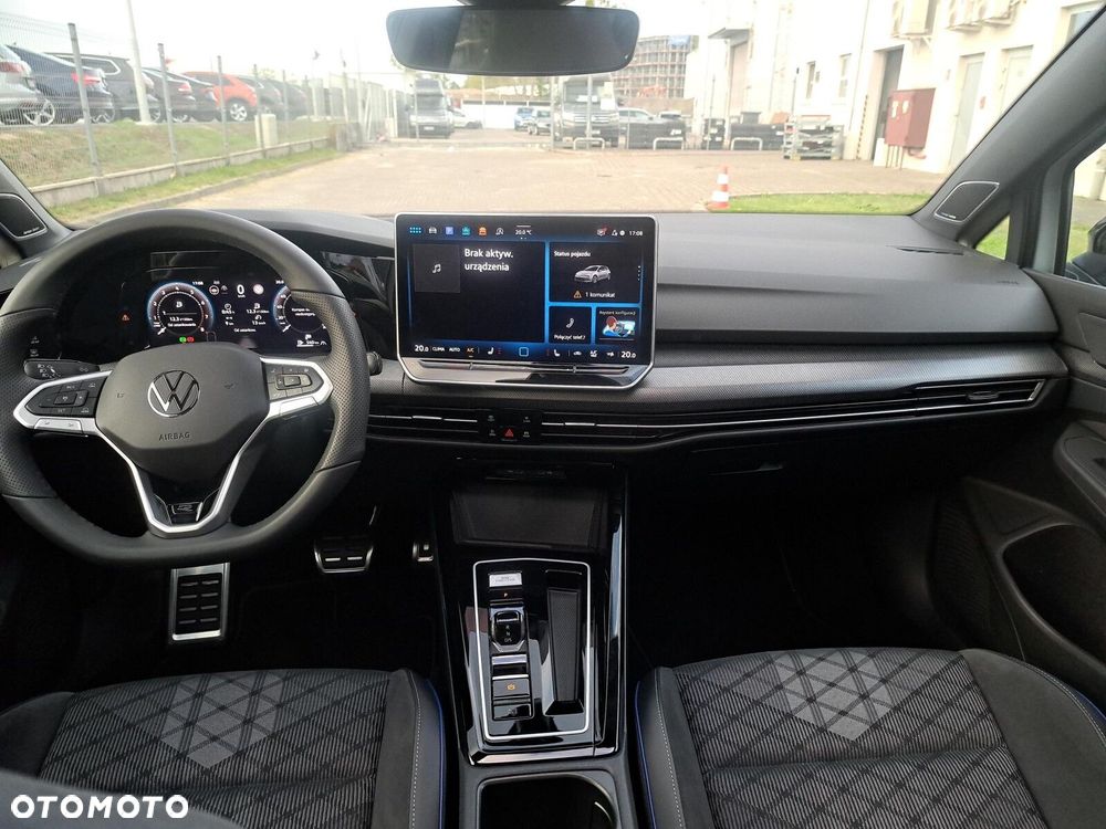 Volkswagen Golf - 16