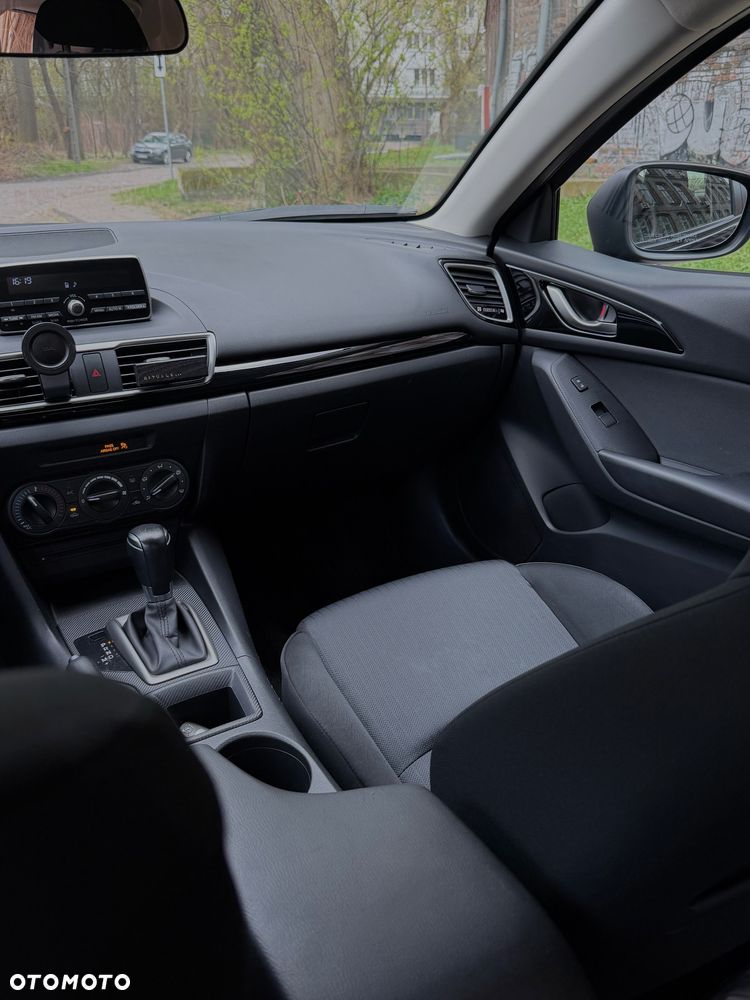 Mazda 3 - 9