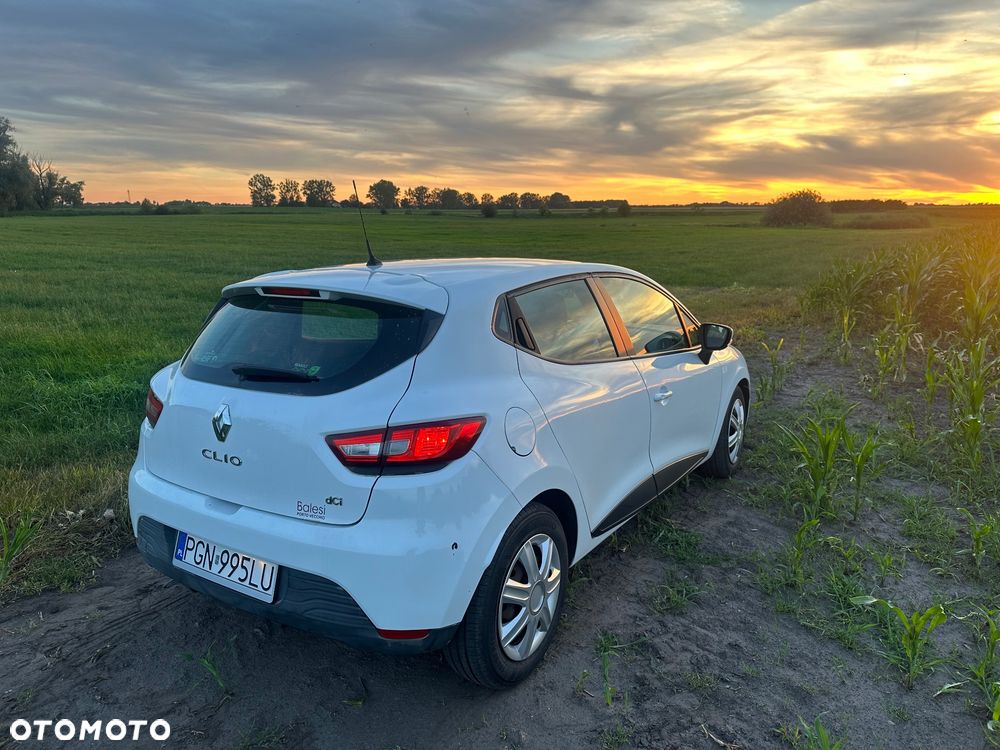Renault Clio - 7