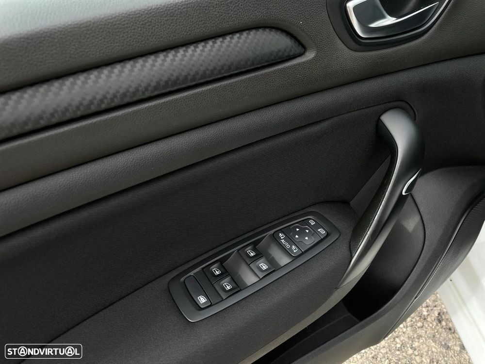 Renault Mégane Sport Tourer ENERGY dCi 110 EDC LIMITED - 20