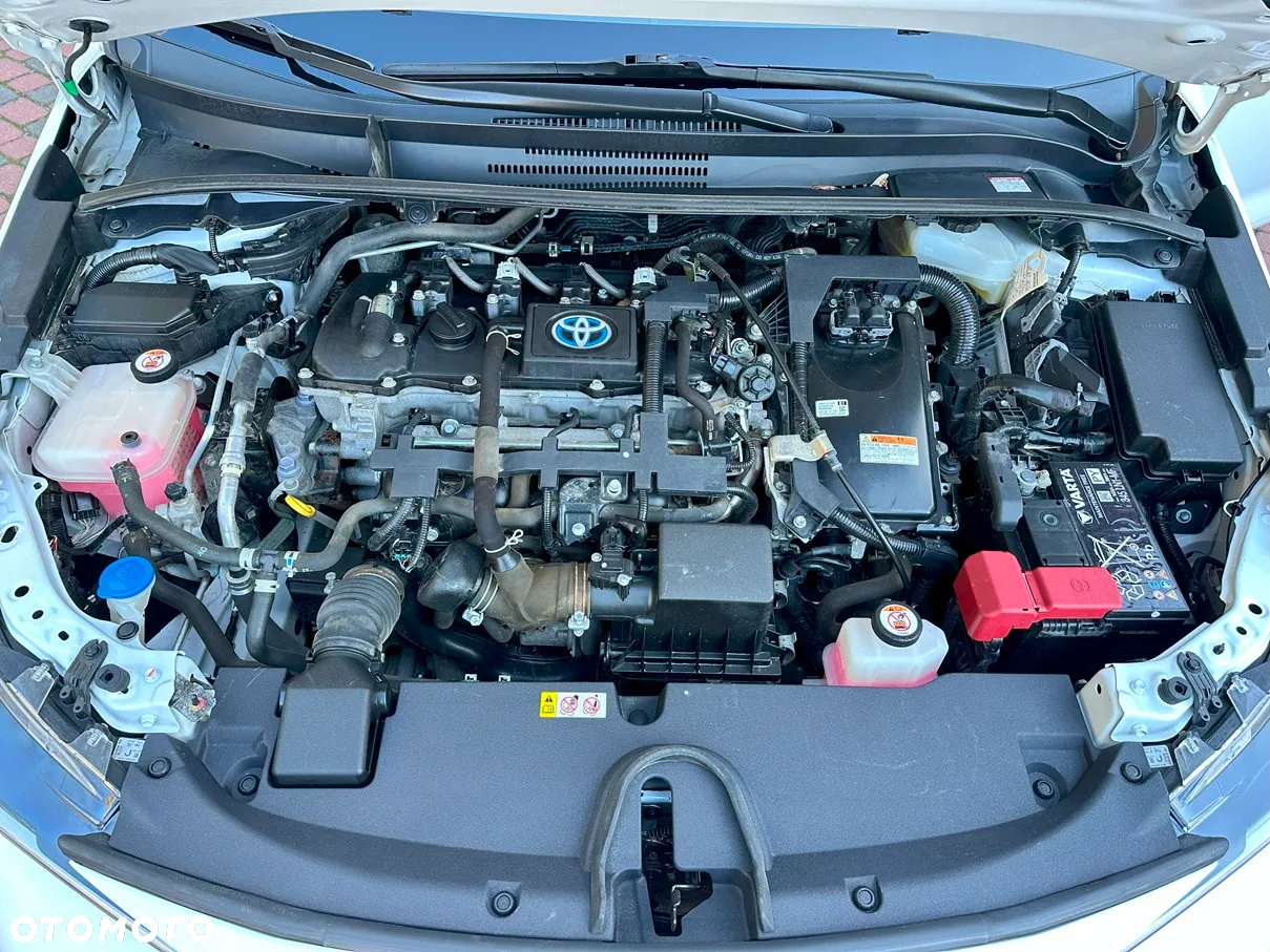 Toyota Corolla 1.8 Hybrid Comfort - 17