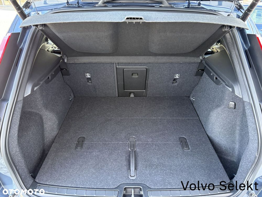 Volvo XC 40 - 26