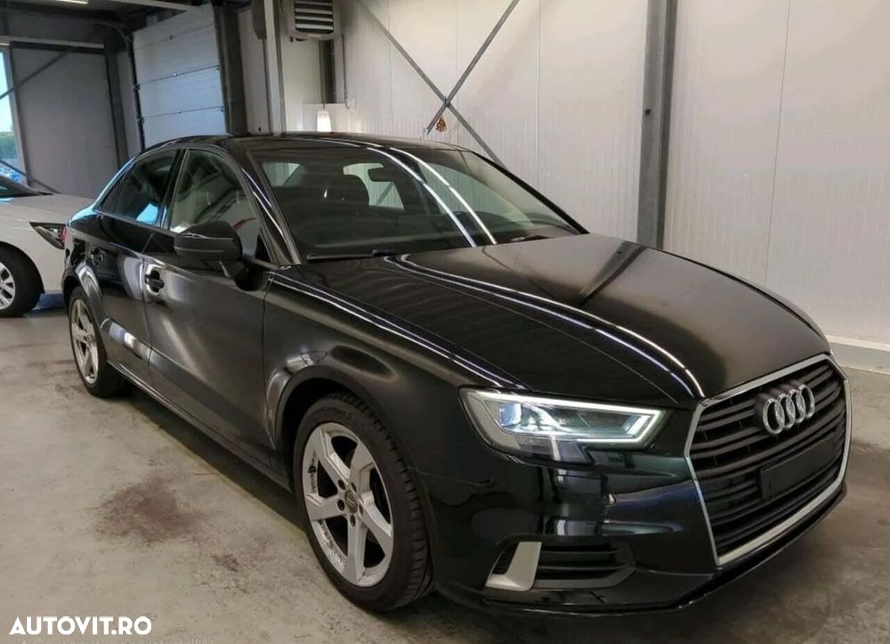 Audi A3 Sportback 1.0 TFSI S tronic - 2