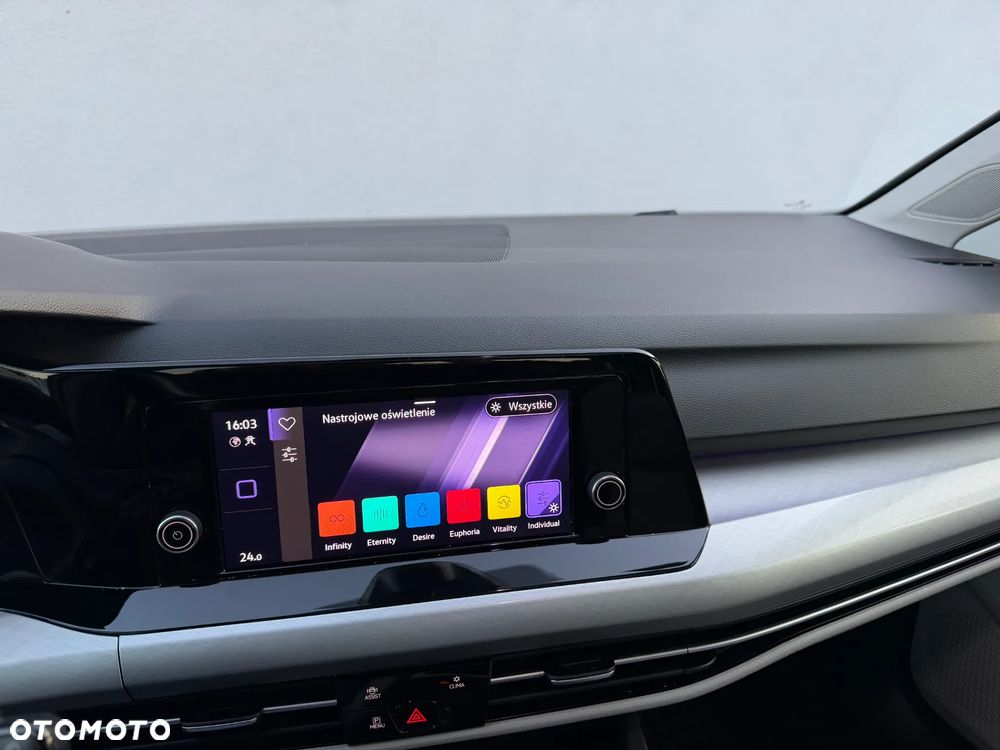 Volkswagen Golf - 15