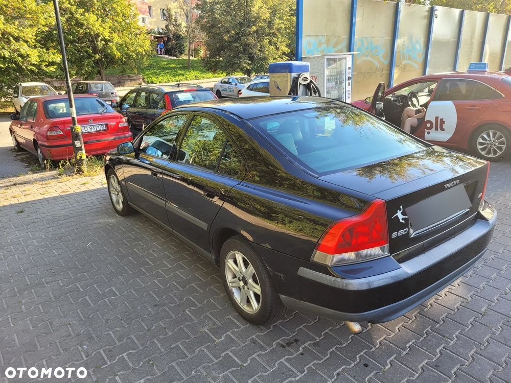 Volvo S60 - 4