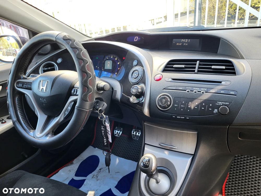 Honda Civic 1.8 Comfort - 9