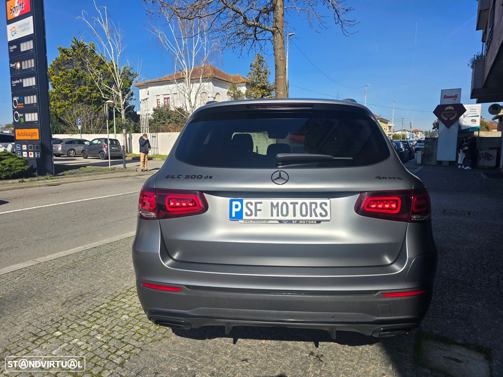 Mercedes-Benz GLC 300 de 4Matic 9G-TRONIC AMG Line Plus - 6