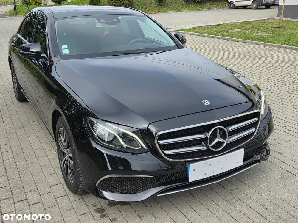 Mercedes-Benz Klasa E 220 d 4Matic T 9G-TRONIC - 7