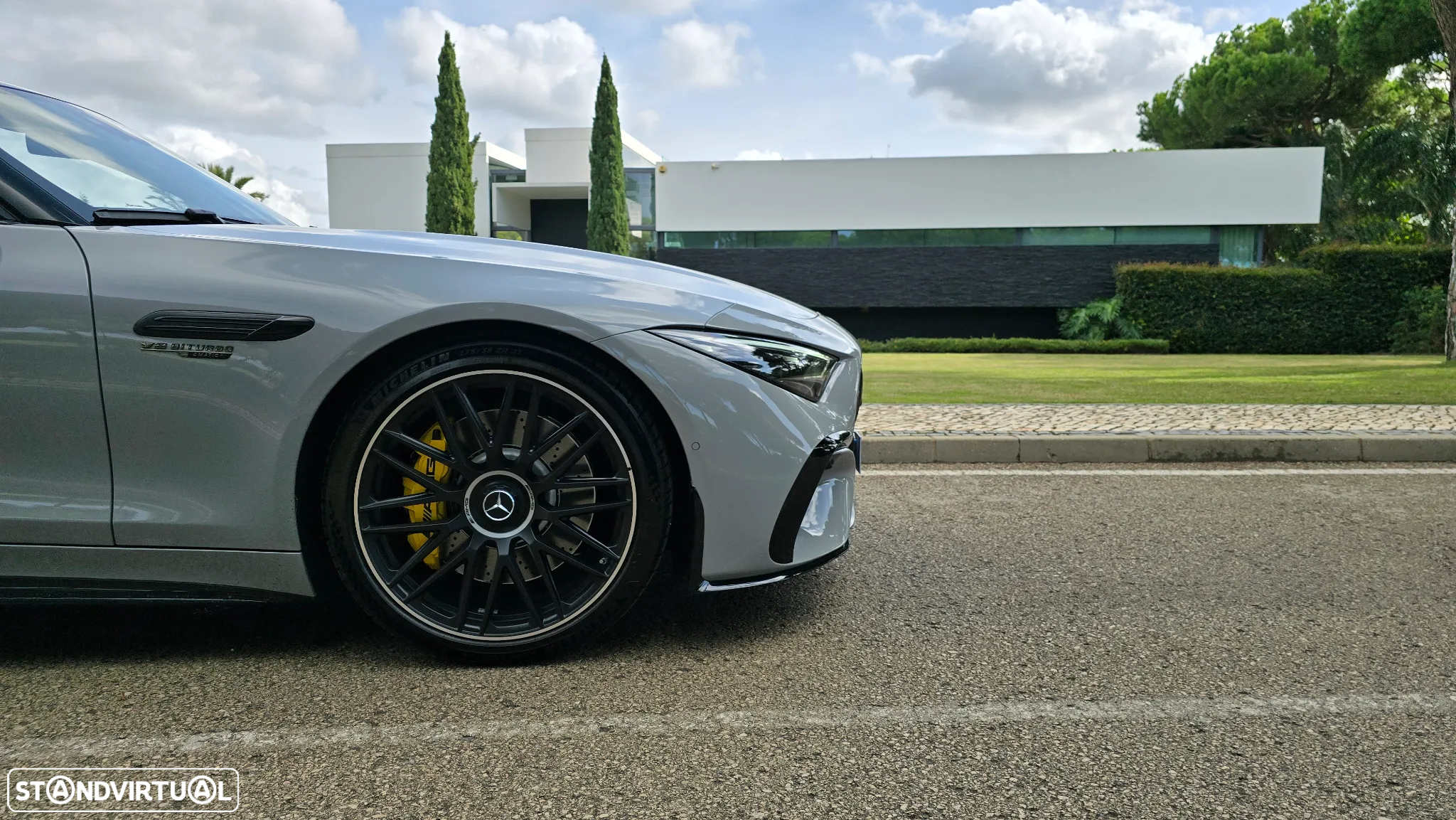 Mercedes-Benz SL 63 AMG 4Matic+ - 2