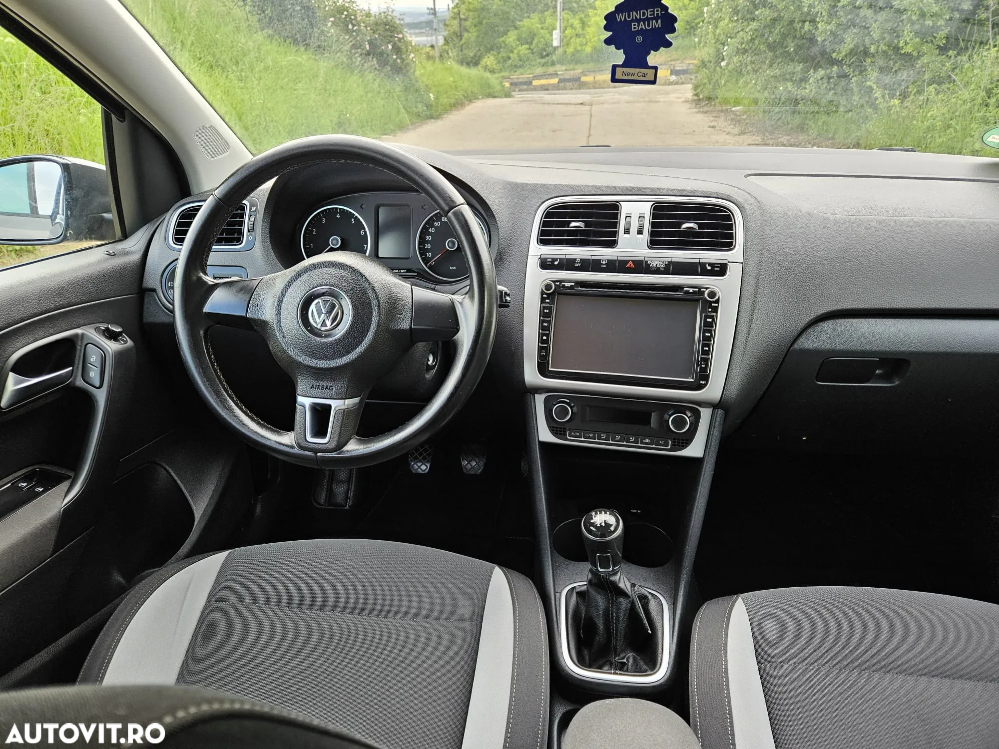Volkswagen Polo 1.2 Life - 8