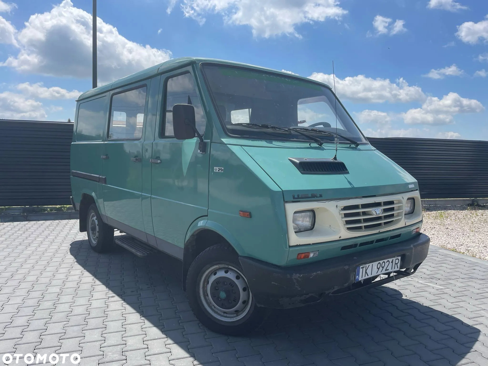 Daewoo Inny - 2
