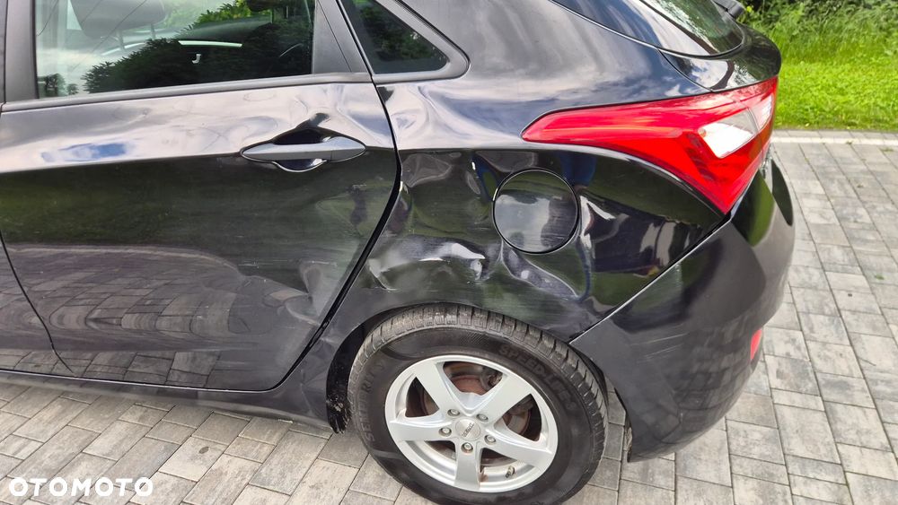 Hyundai i30 1.4 Classic - 11