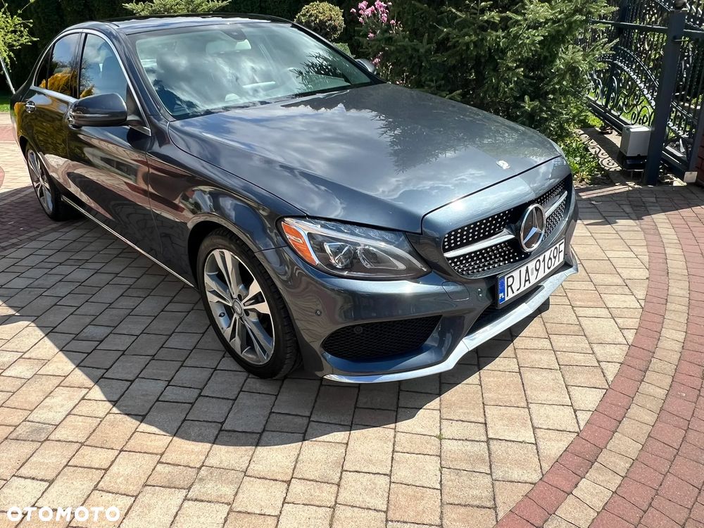 Mercedes-Benz Klasa C 300 7G-TRONIC - 3