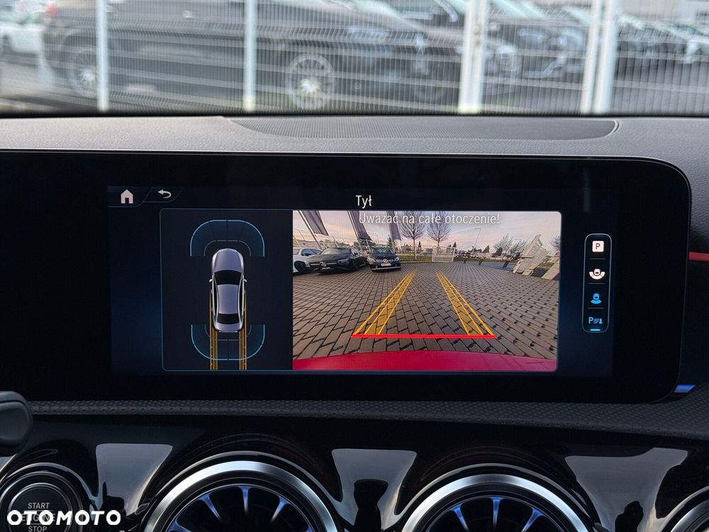 Mercedes-Benz Klasa A 200 AMG Line 7G-DCT - 22