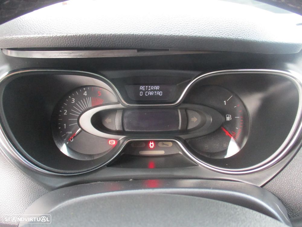 Renault Captur 1.5 dCi Exclusive XMOD - 12
