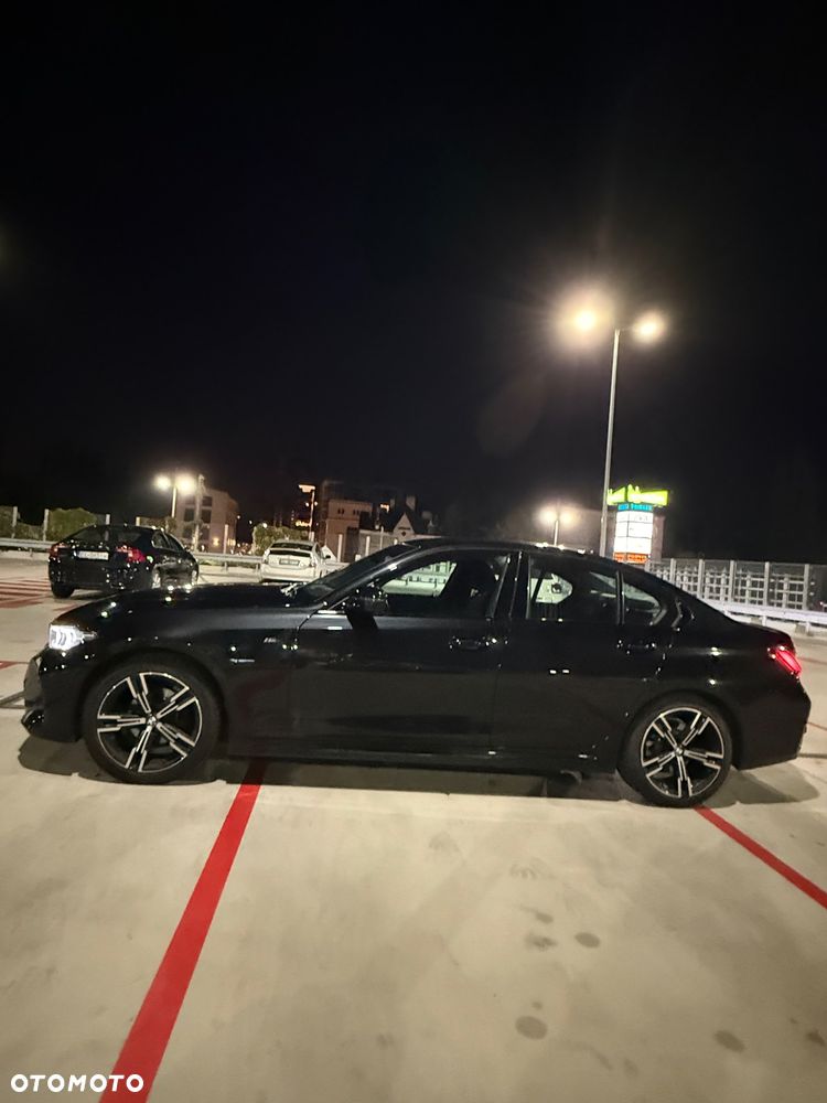 BMW Seria 3 318i M Sport - 3
