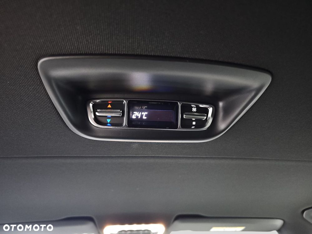 Mercedes-Benz Klasa V 250 d 4-Matic Avantgarde 9G-Tronic (d³ugi) - 37