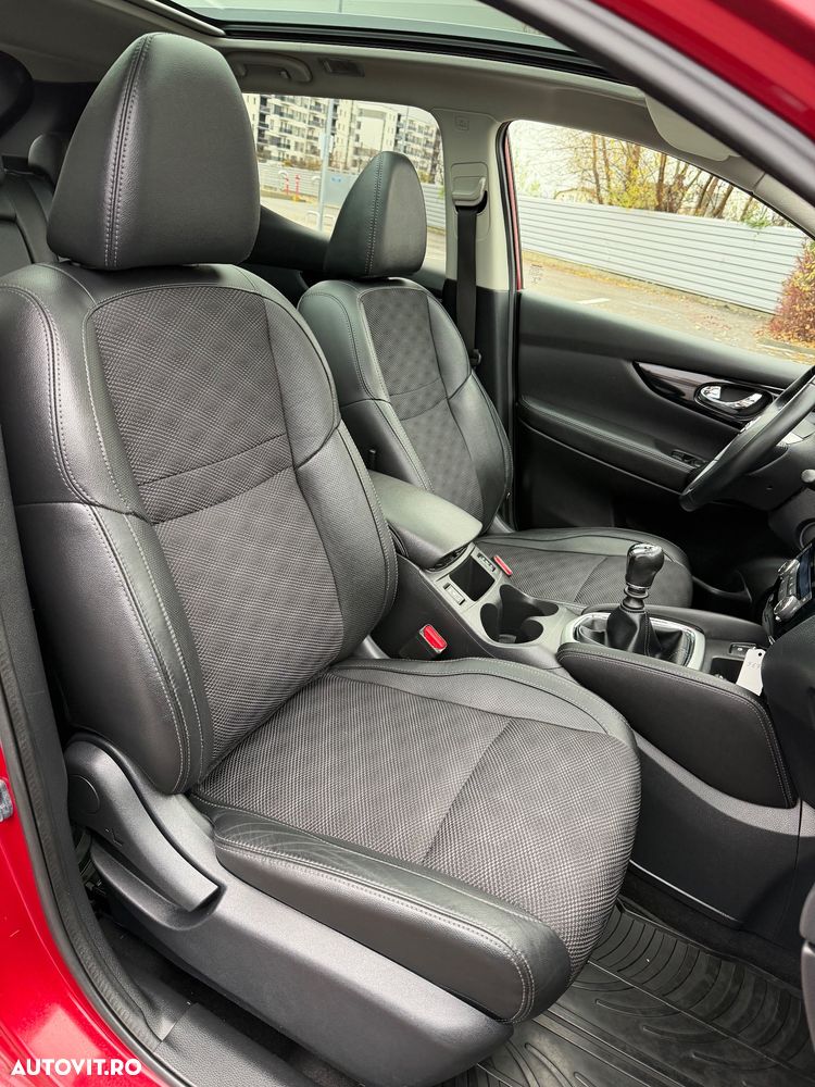 Nissan Qashqai 1.6 DCI TEKNA - 16