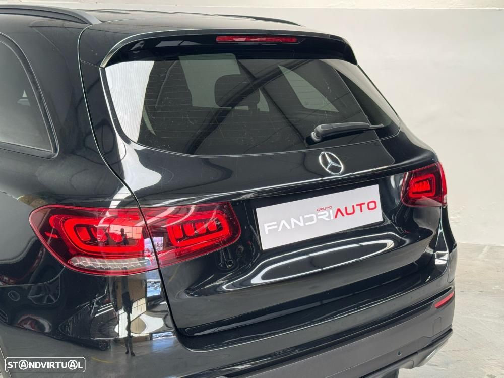 Mercedes-Benz GLC 300 e 4Matic 9G-TRONIC Avantgarde Advanced - 15