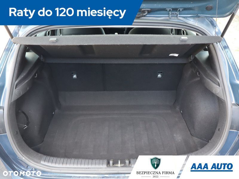 Kia Ceed - 16