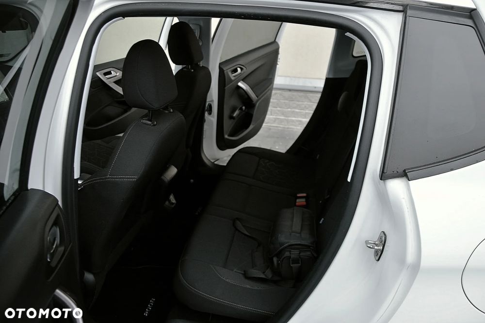 Peugeot 2008 1.2 Pure Tech Active - 8