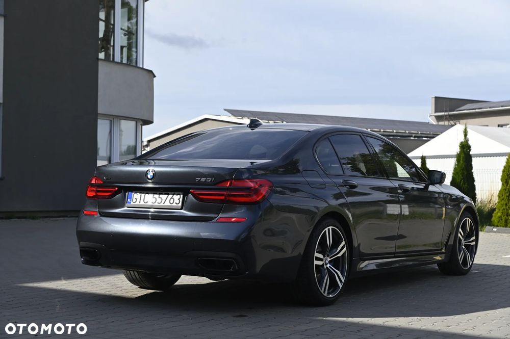 BMW Seria 7 ver-750i-xdrive - 7