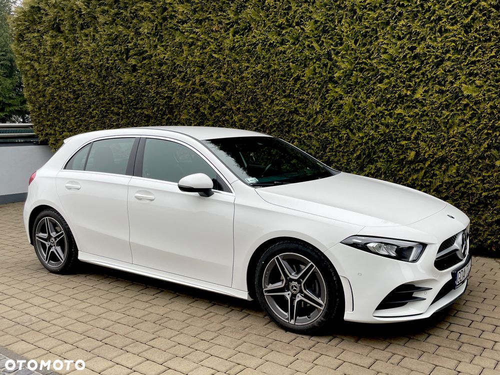 Mercedes-Benz Klasa A 180 AMG Line 7G-DCT - 3