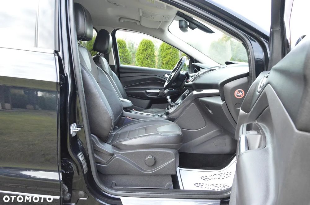 Ford Kuga 2.0 TDCi 4x4 Individual - 32