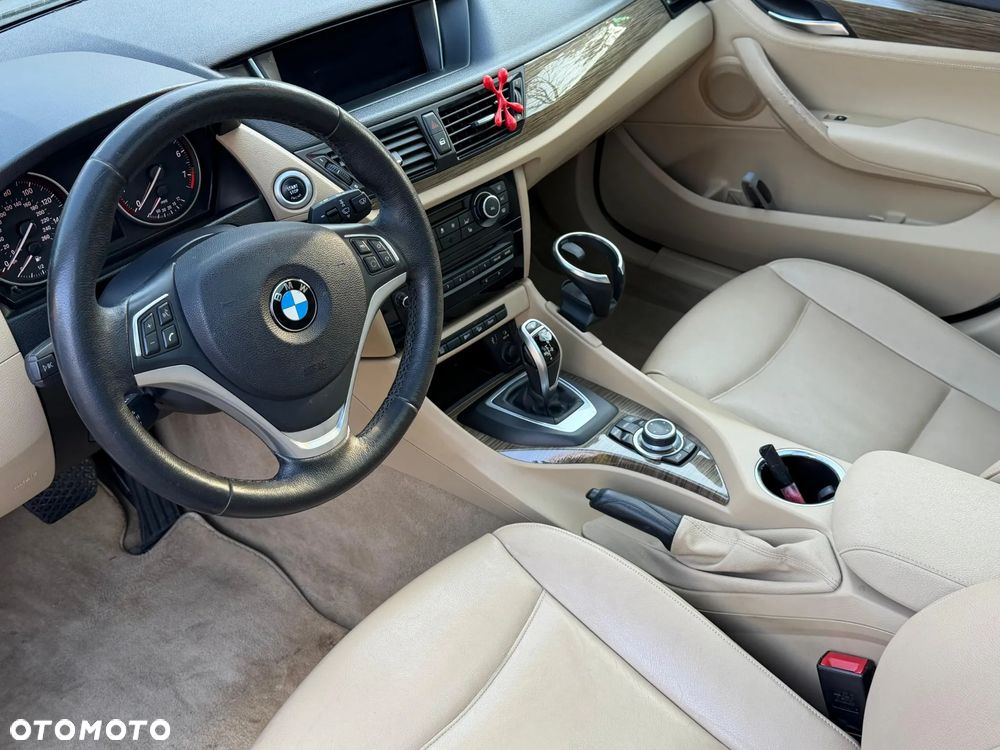 BMW X1 xDrive28i - 12