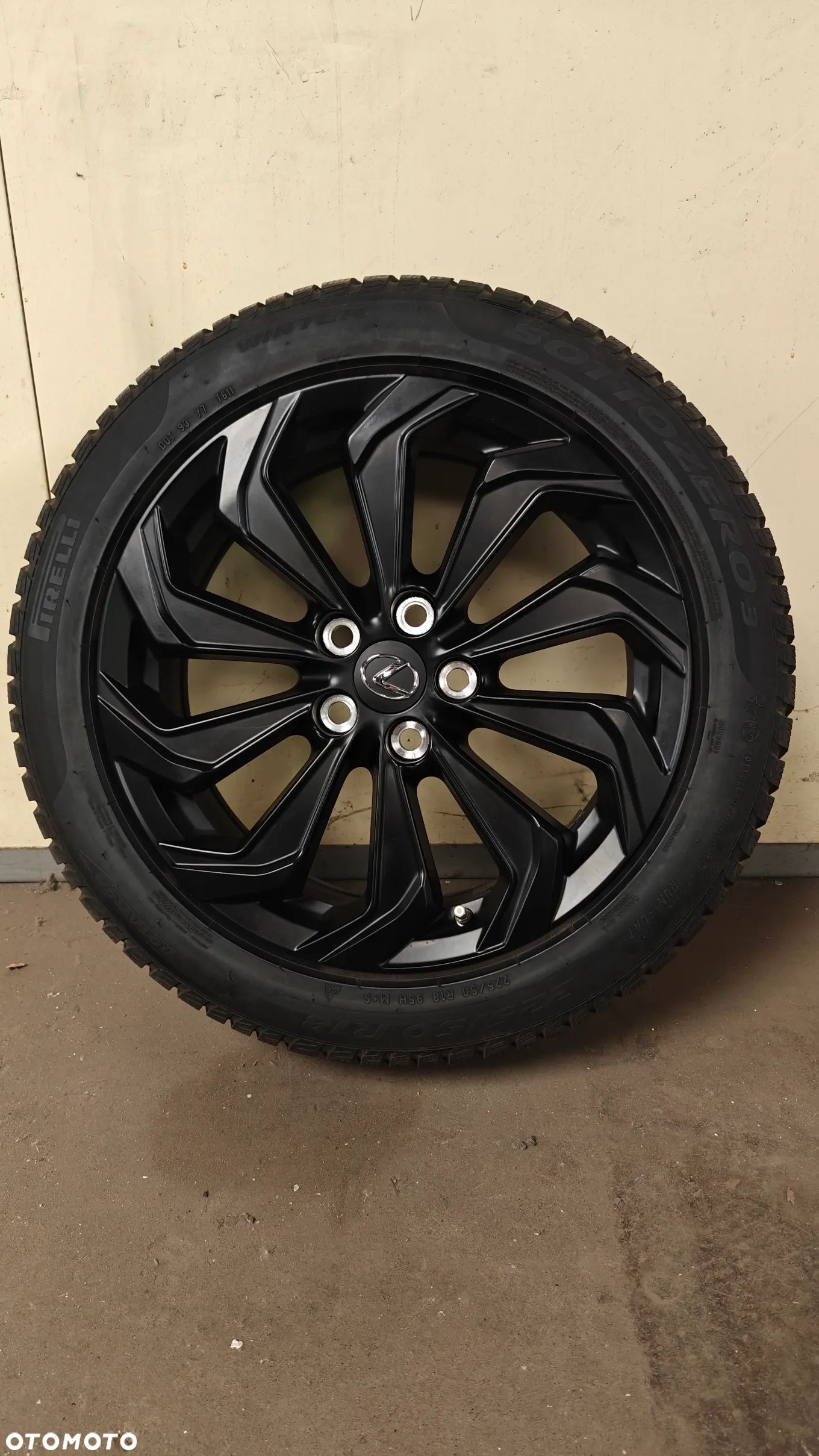 Lexus UX, Toyota CH-R, Koła Alu felgi Opony 225/50/R18 Zimowe - 1