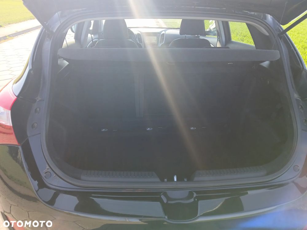 Hyundai i30 1.6 GDI Premium - 23